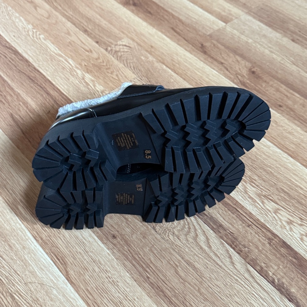 Steve Madden Black Loafers with Silver Accents - Picture 4 of 4